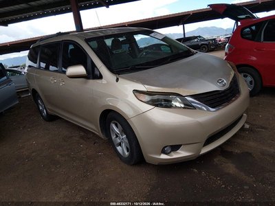 2014 Toyota Sienna