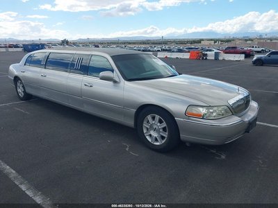 2011 Lincoln Town Car