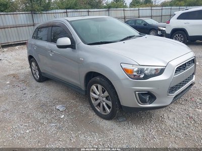 2014 Mitsubishi Outlander