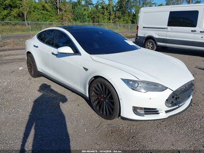 2015 Tesla Model S