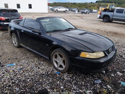 2000 Ford Mustang