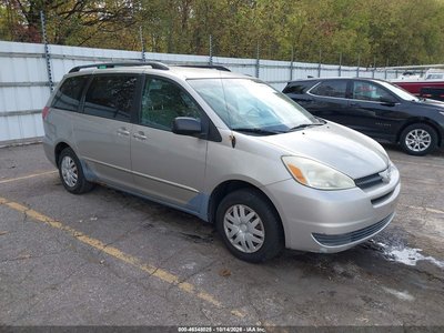 2004 Toyota Sienna