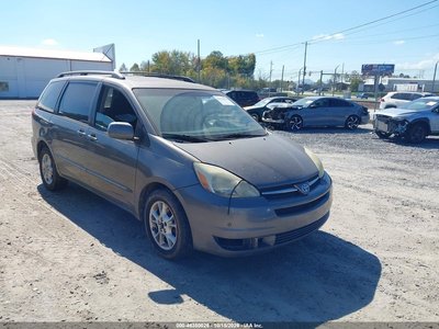 2004 Toyota Sienna