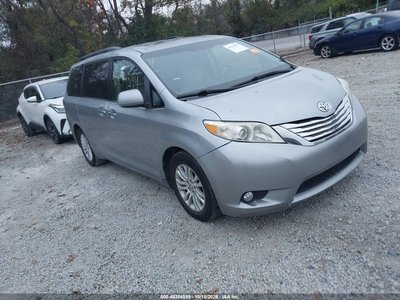2011 Toyota Sienna