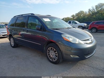 2009 Toyota Sienna