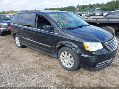 2016 Chrysler Town & Country