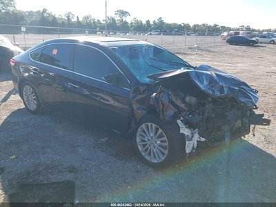 2013 Toyota Avalon Hybrid