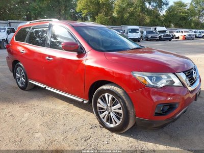2017 Nissan Pathfinder