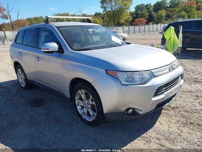 2014 Mitsubishi Outlander