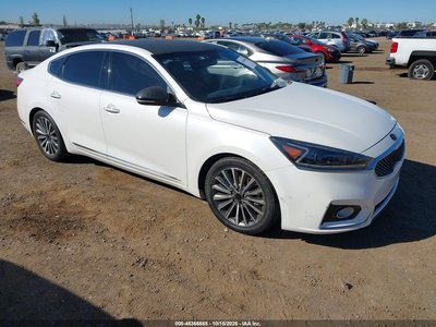 2017 Kia Cadenza