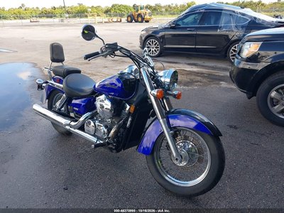 2004 Honda Vt750