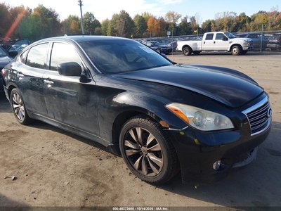 2011 Infiniti M37