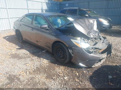 2015 Toyota Camry Hybrid