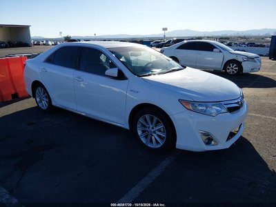 2013 Toyota Camry Hybrid