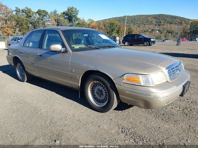 1999 Ford Crown Victoria
