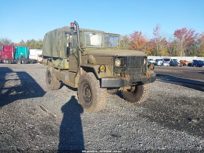 1975 Kaiser 4x4