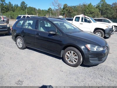 2016 Volkswagen Golf SportWagen