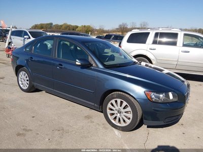 2005 Volvo S40