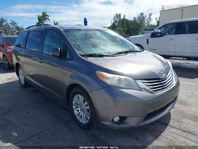 2016 Toyota Sienna